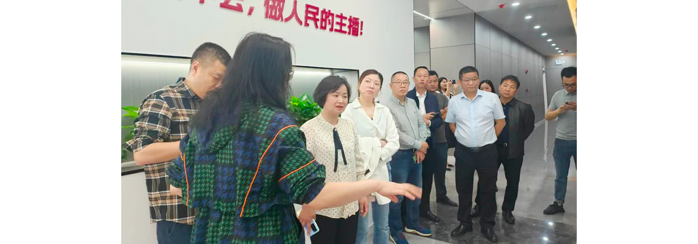 协会动态 | 4月27日，贵州省黔东南州商务局领导一行到访参观交流