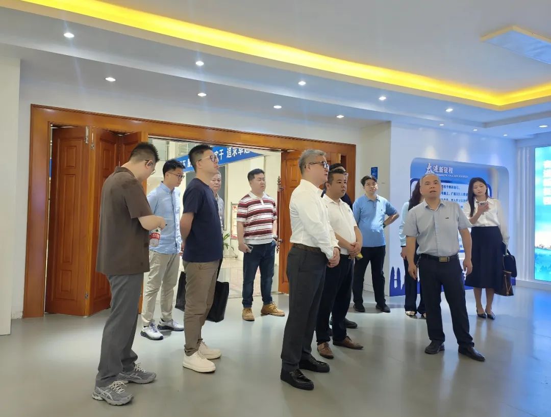6月25日，我会受邀参加广西县域电商发展促进会交流座谈会及南宁江楠国际水果交易中心项目推介会暨招商启动仪式